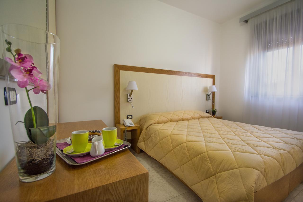Best Western Hotel Martello LMP Екстериор снимка
