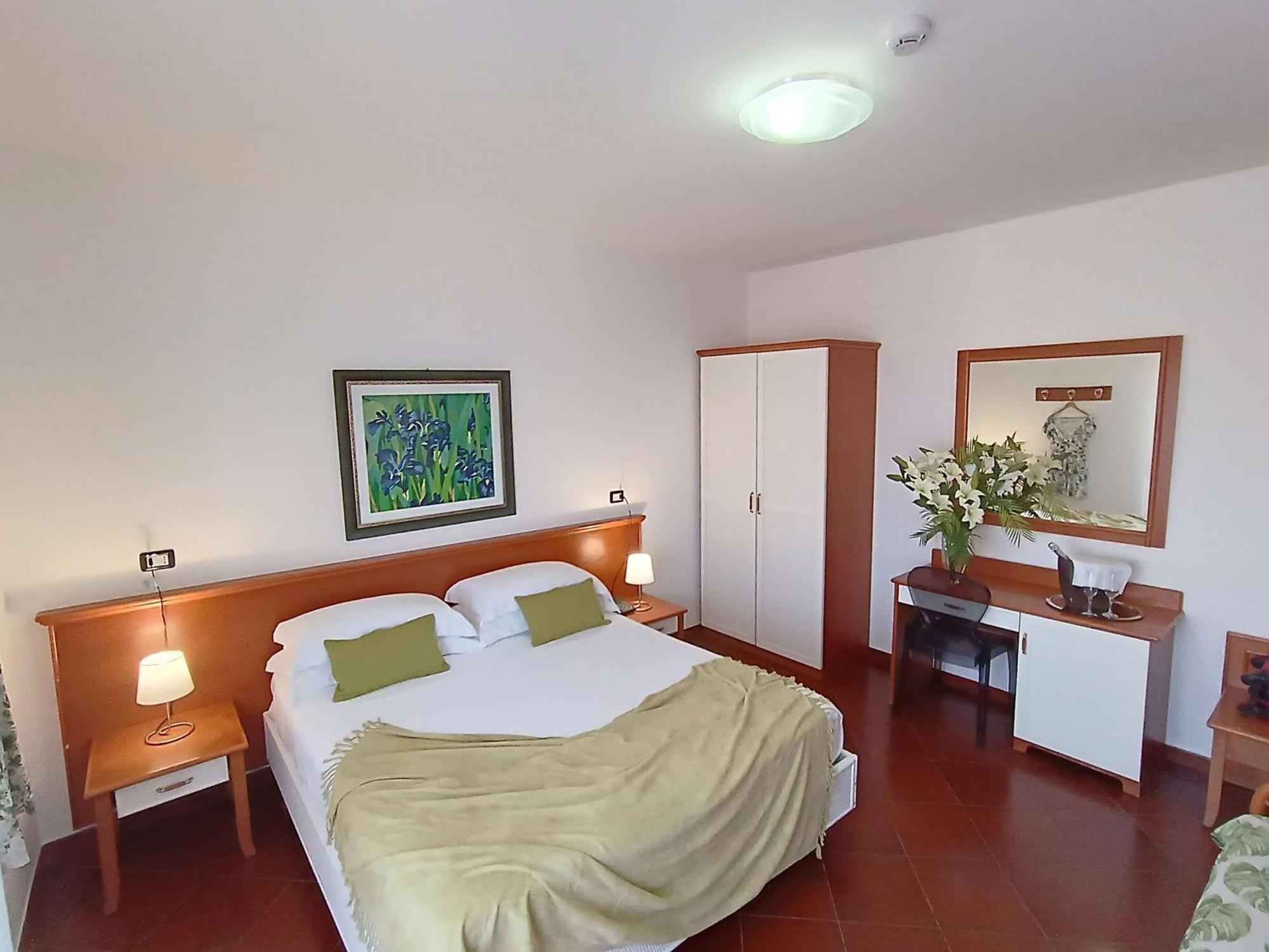 Best Western Hotel Martello LMP Екстериор снимка
